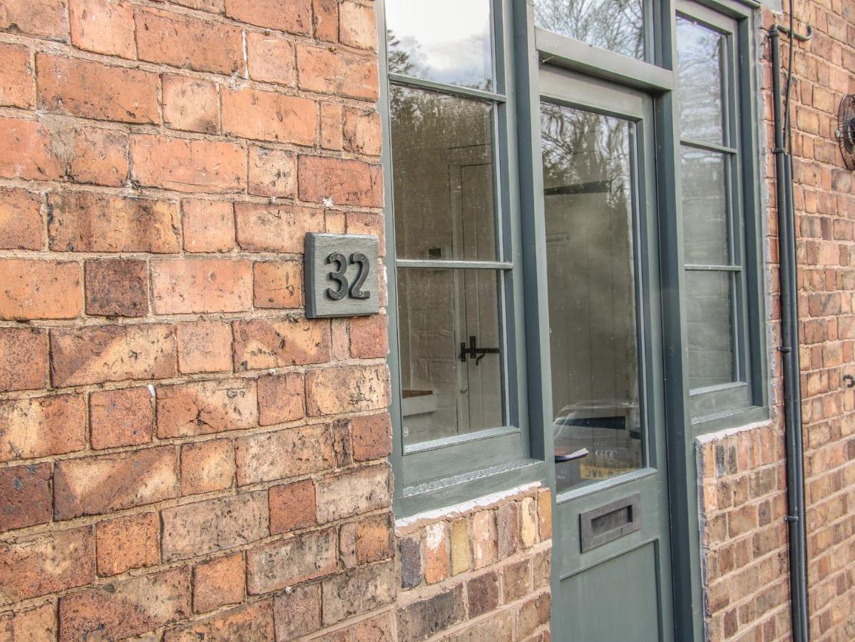 32 Church Hill Telford Exterior photo